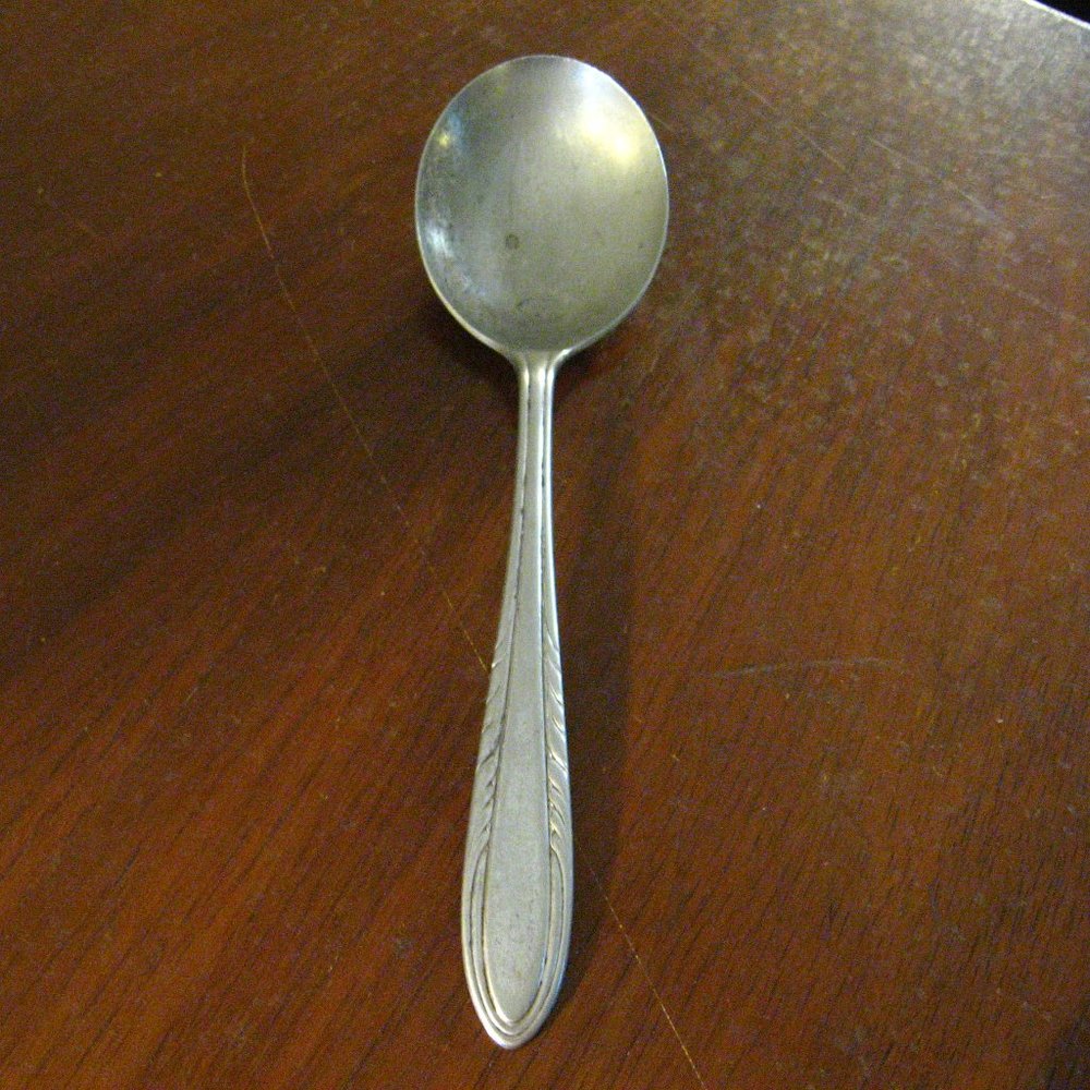 🥄 National Silver Company Antique Flame Soup Spoon